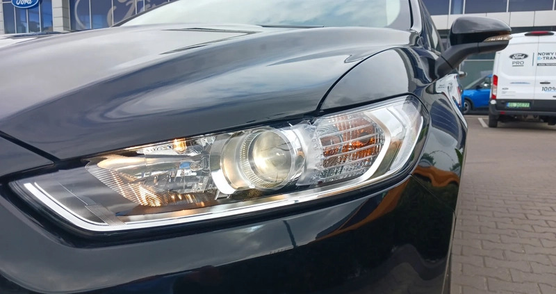 Ford Mondeo cena 57900 przebieg: 28288, rok produkcji 2015 z Maszewo małe 781